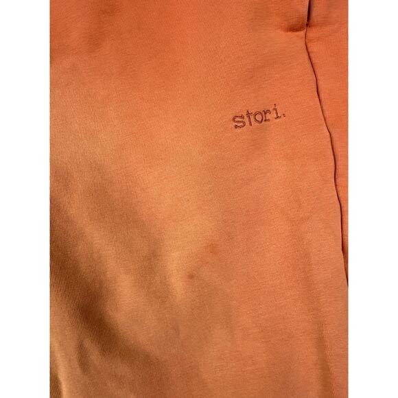 Stori - Backstory Sweatpants in Sunfade Sandstone Orange - Picture 2 of 5